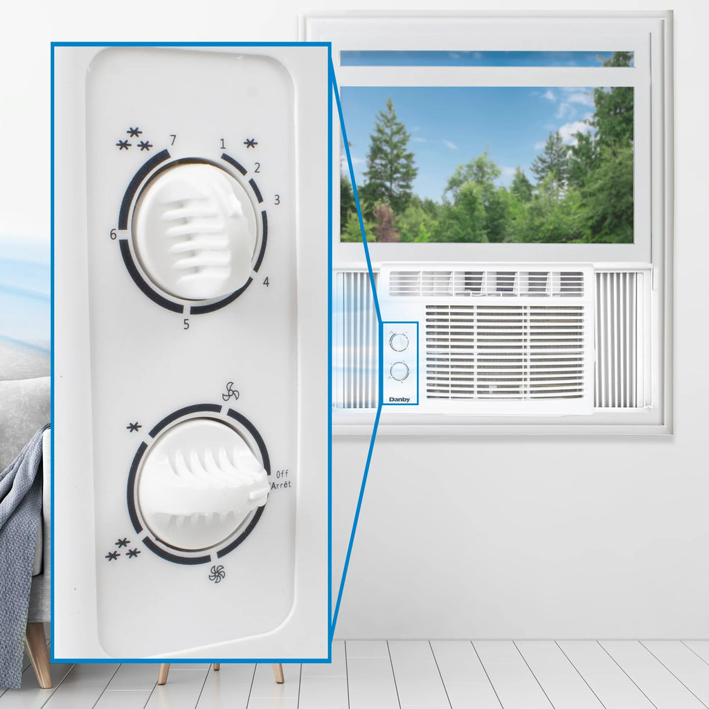5000 BTU White Window AC Y904208