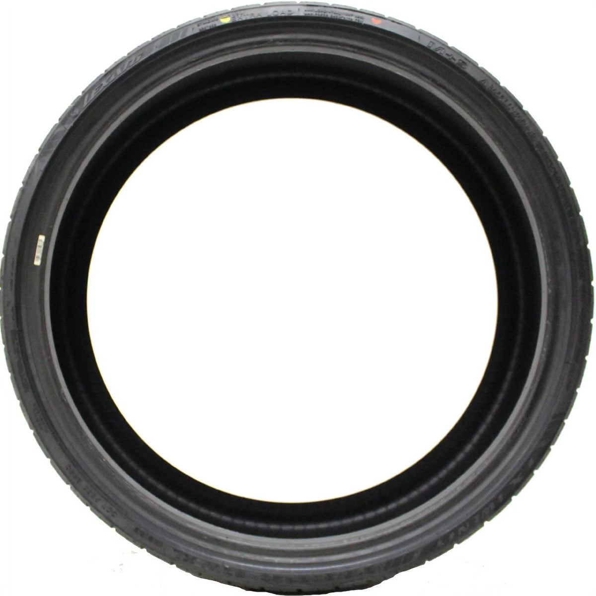 225/40ZR19 93W XL Passenger Tire Q27443