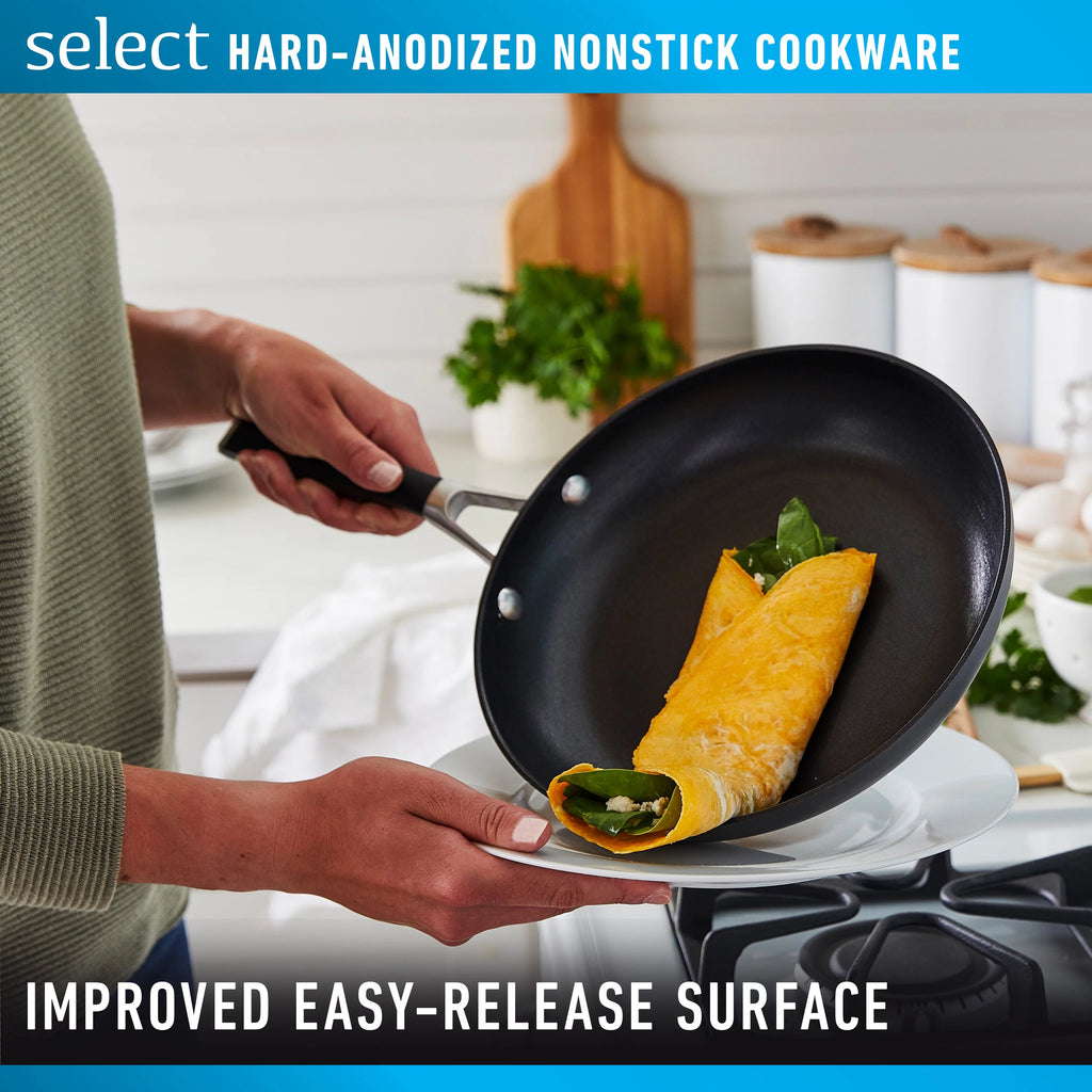 Nonstick 3-Quart Saute Pan with Lid P232