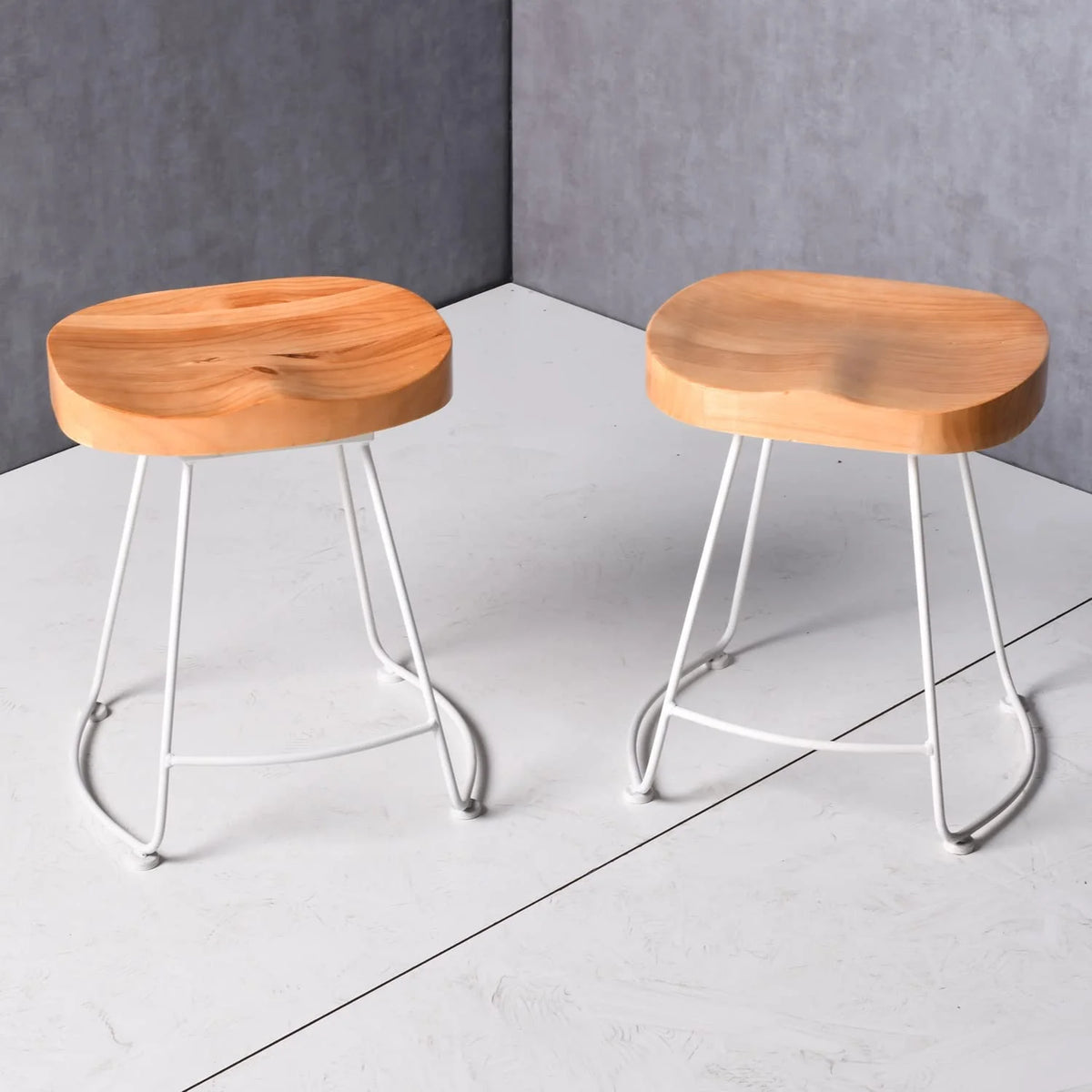 Light Brown Dining Chair with Footrest T76229