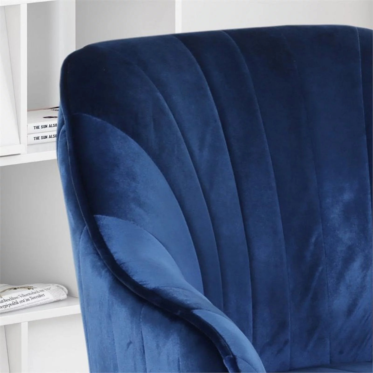 Navy Blue Velvet Swivel Chair O519